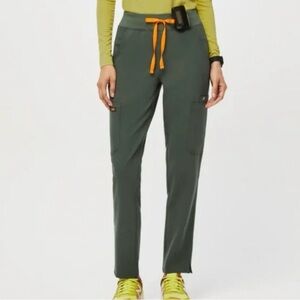 FIGS Women's High Waisted Yola Scrub Pant | Size XXS Tall